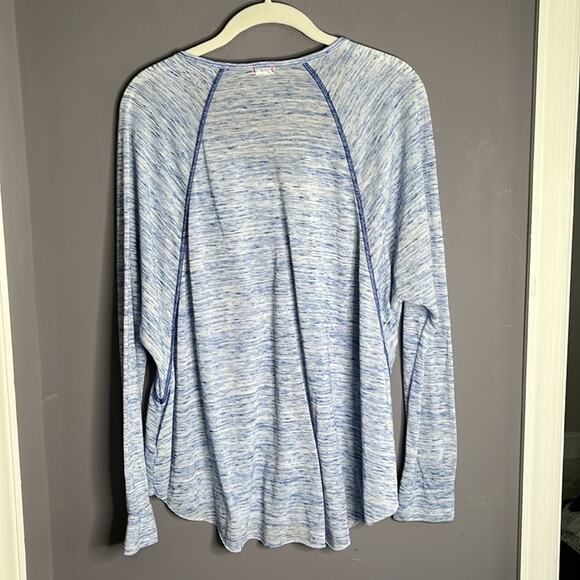 t. la Blue Lightweight Oversized Henley Size Small - Picture 6 of 8